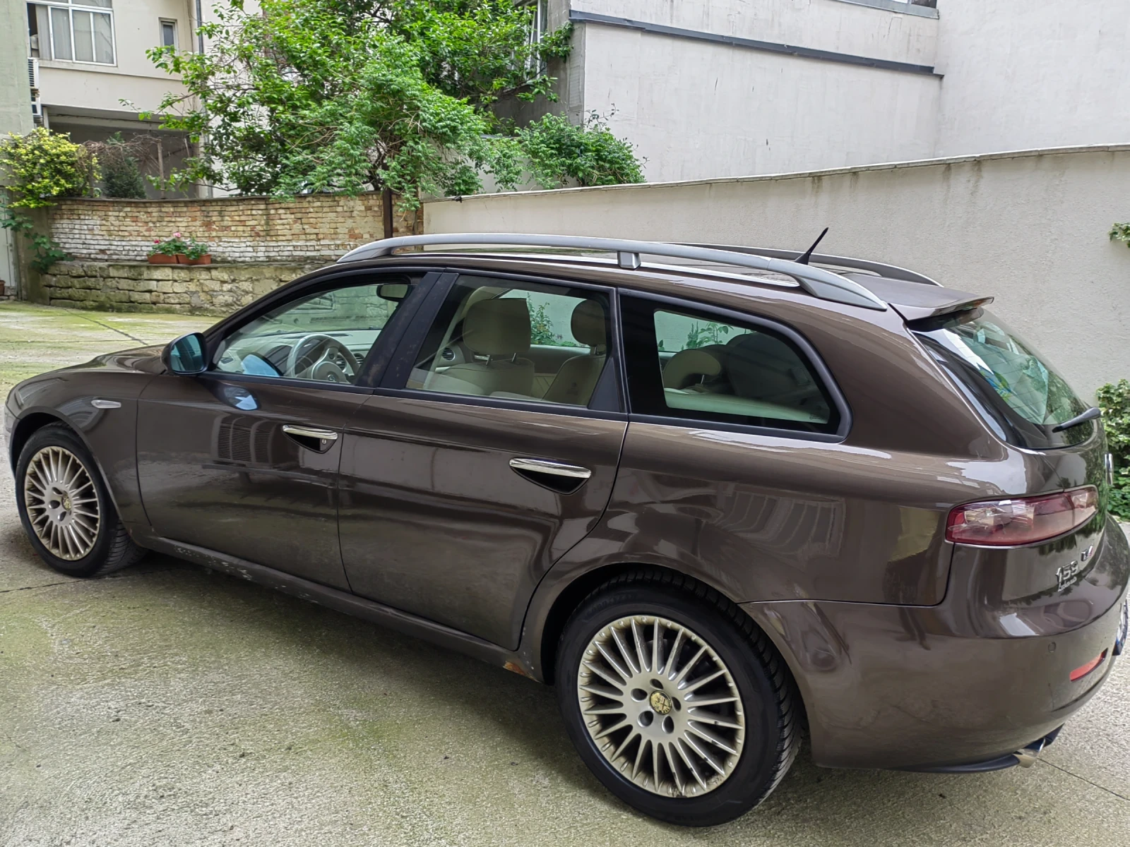 Alfa Romeo 159 sportwagon Q4 - изображение 2
