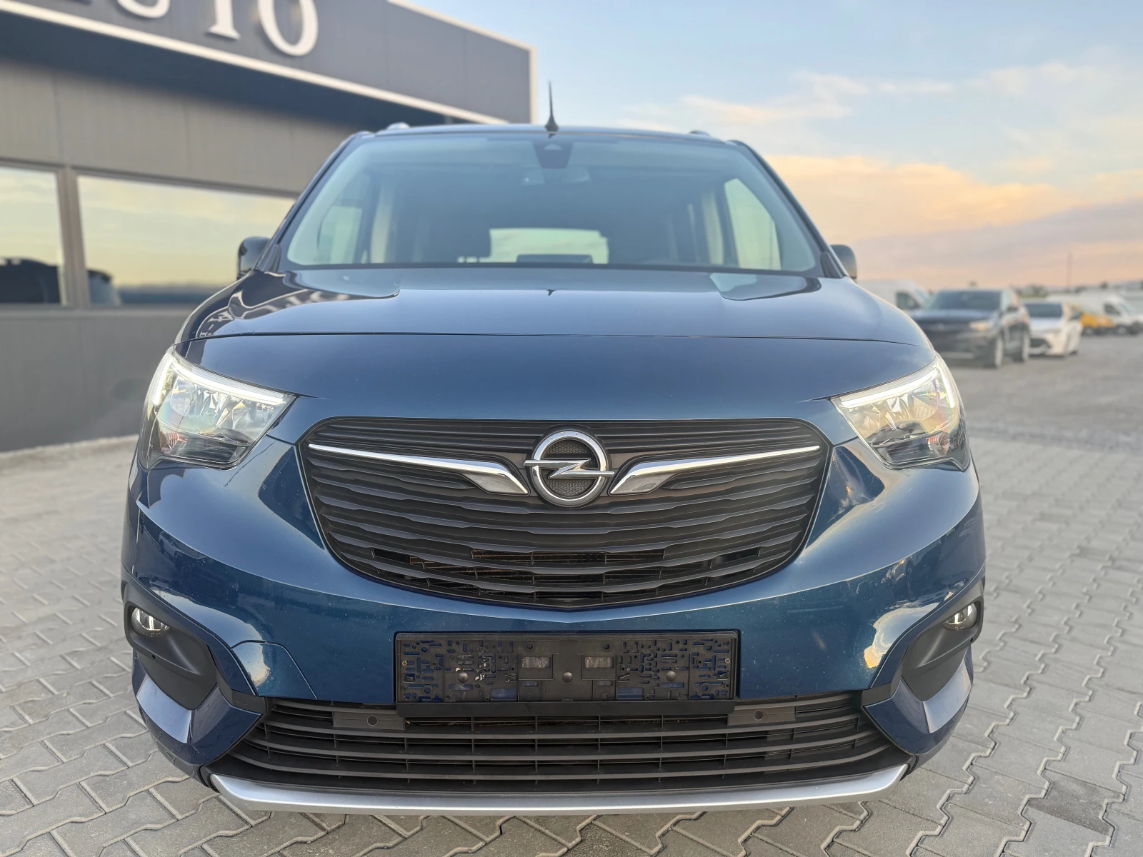 Opel Combo 1.5 tdci life Собствен лизинг !!! - изображение 2