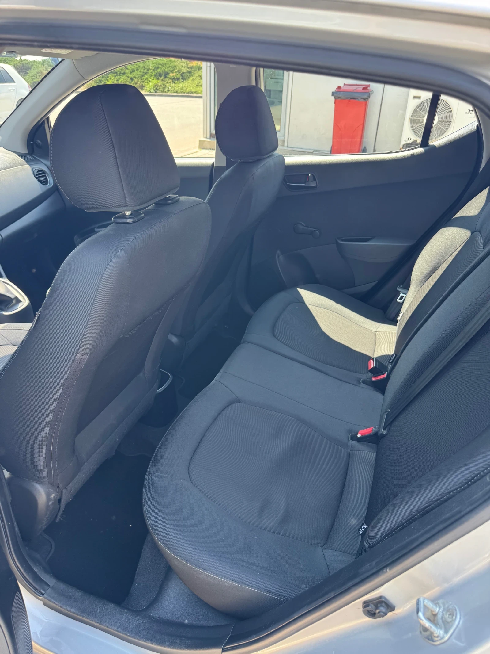 Hyundai I10 1.0 - изображение 5