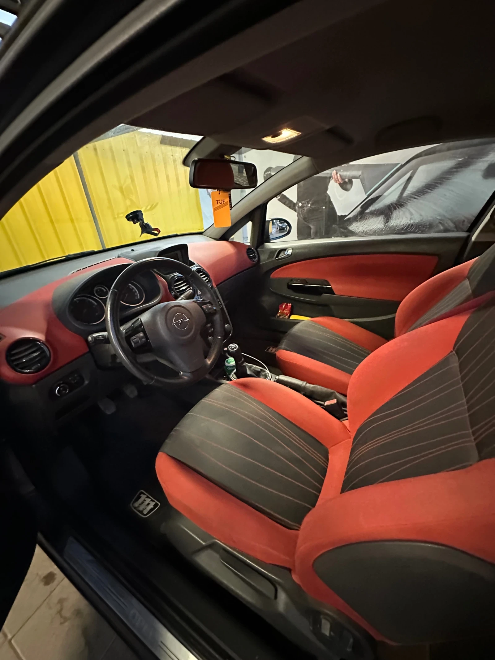 Opel Corsa  - изображение 8