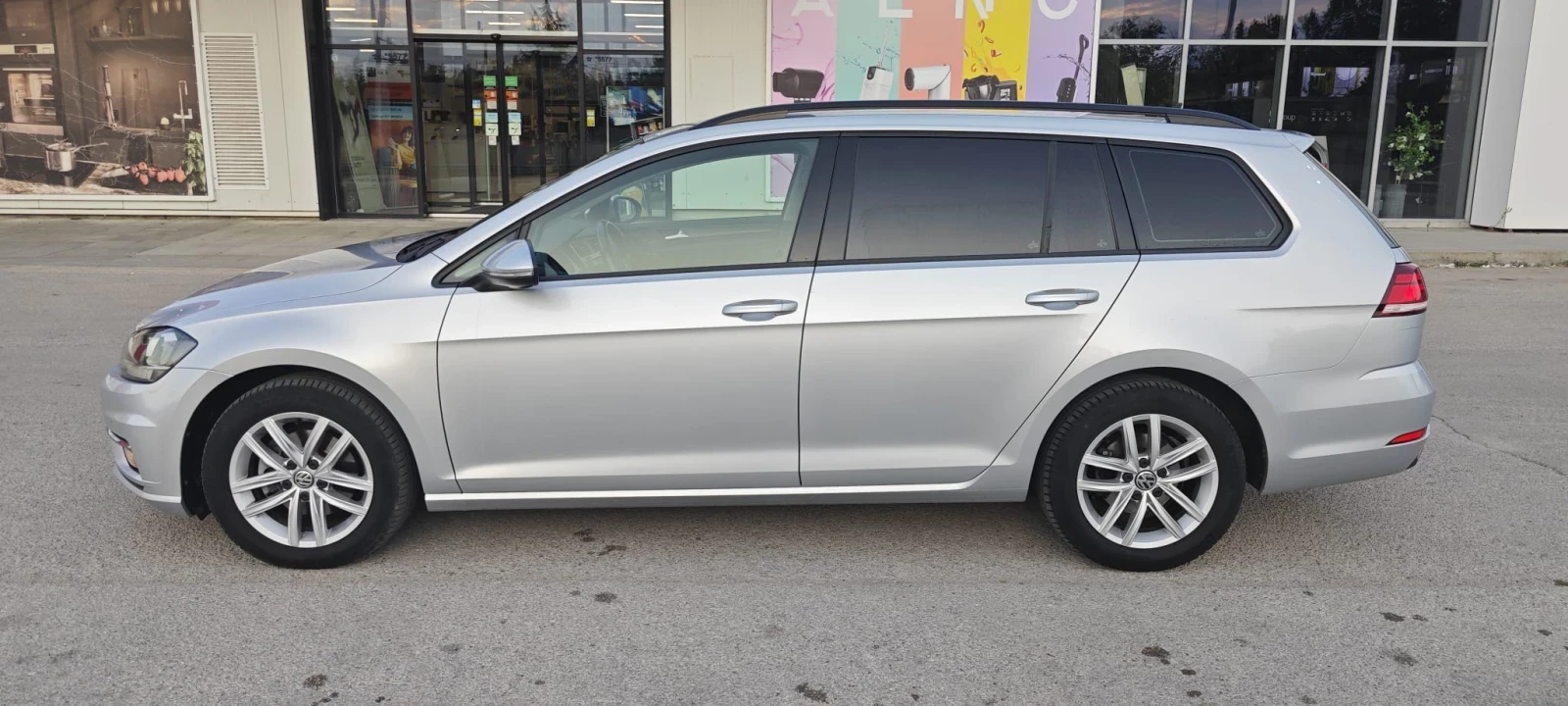 VW Golf Variant 2.0tdi - изображение 6
