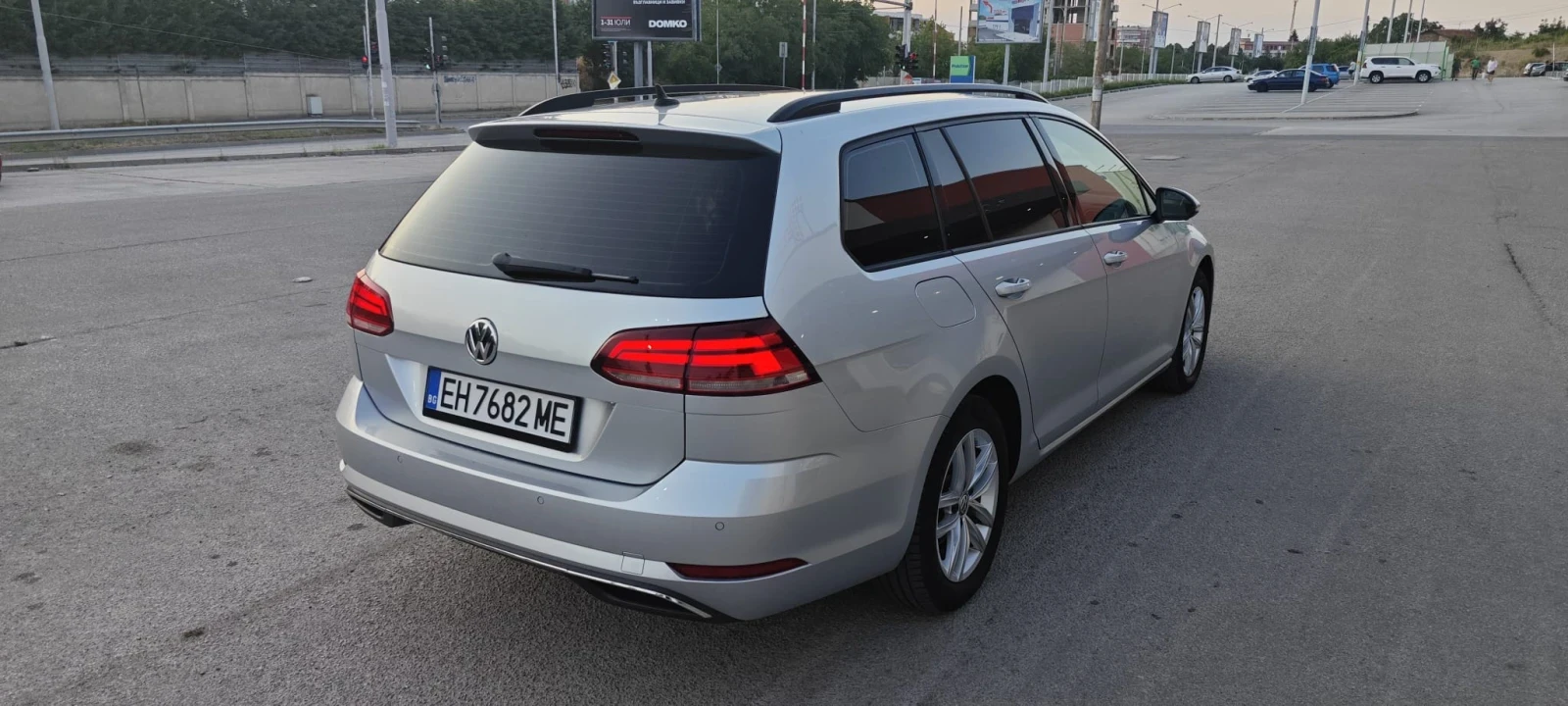 VW Golf Variant 2.0tdi - изображение 5