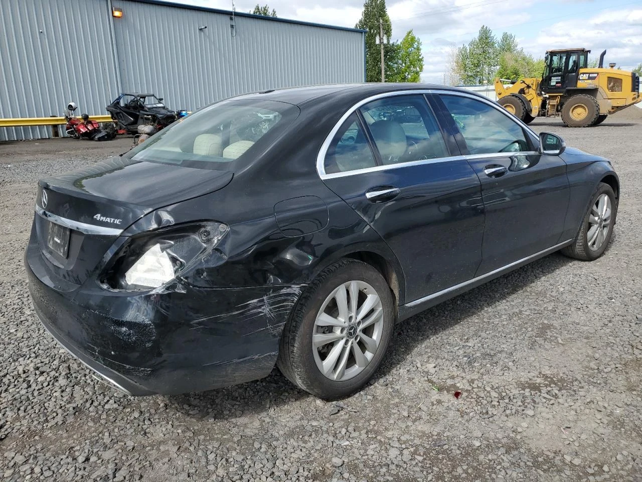 Mercedes-Benz C 300 4MATIC * Възможност за лизинг*  - изображение 5