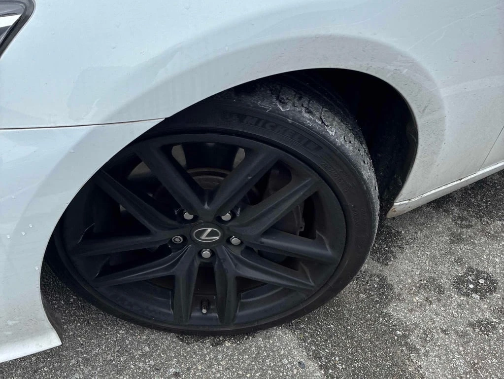 Lexus IS 350 * 4dr Sdn AWD * CARFAX * БЕЗ ПЪРВОНАЧАЛНА ВНОСКА - изображение 7