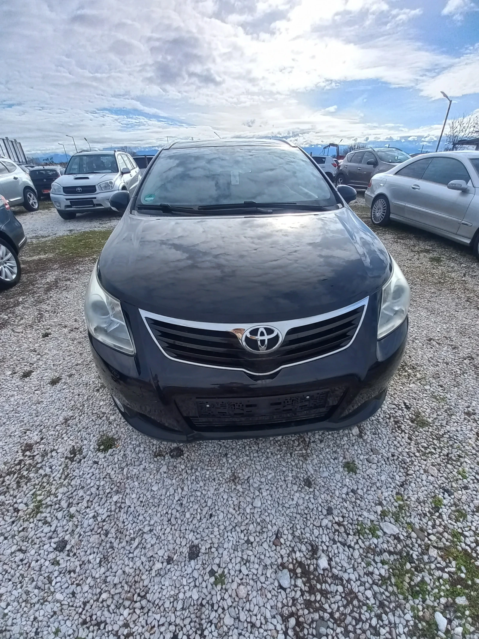 Toyota Avensis 1, 8 I - изображение 2