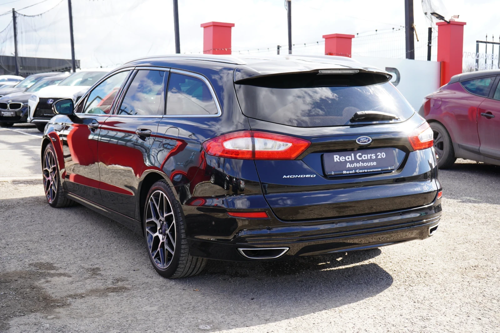 Ford Mondeo TITANIUM-S* DISTR* MEMORY* KEYLESS* CAM* CARPLAY*  - изображение 6