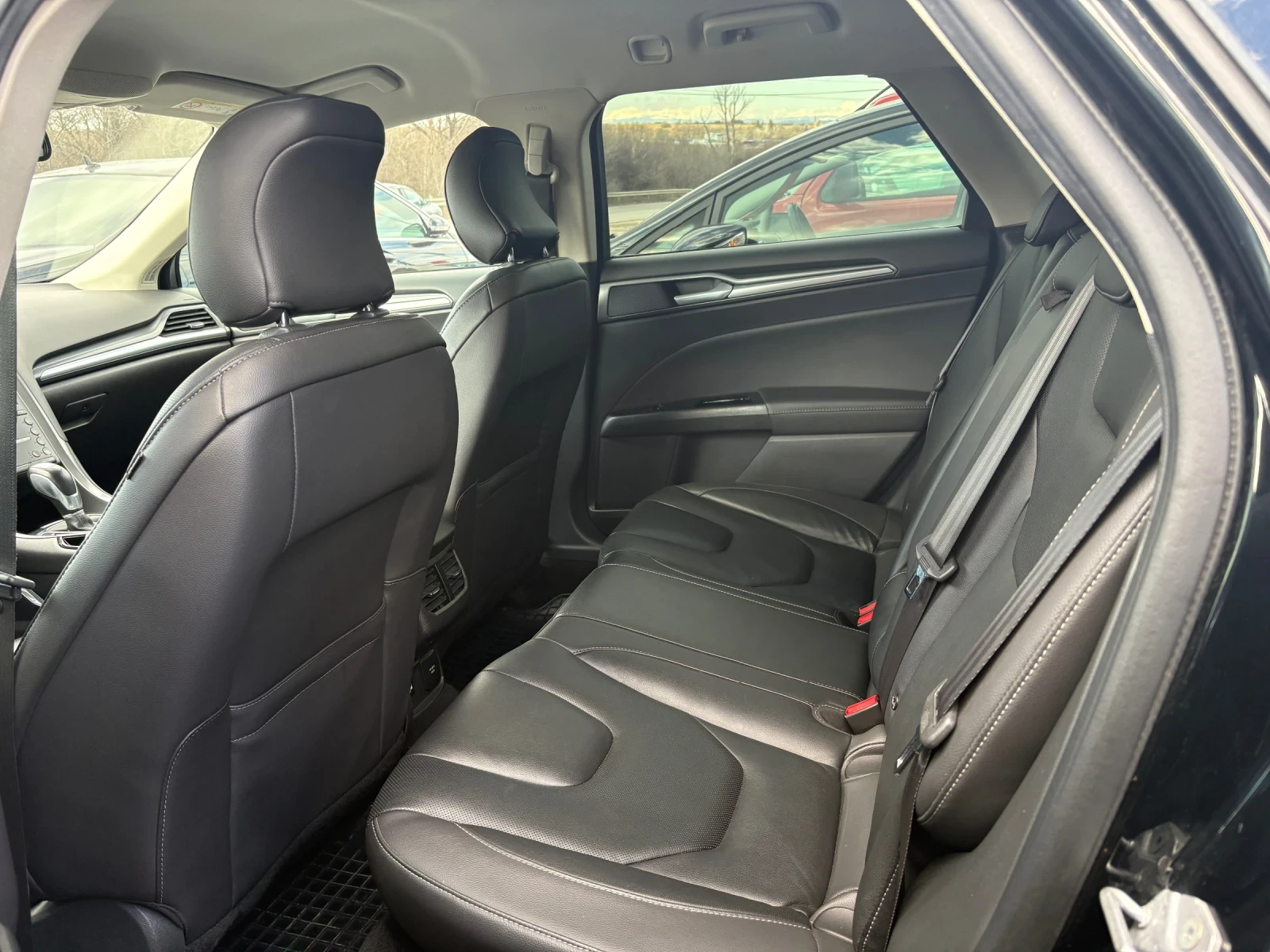 Ford Mondeo TITANIUM-S* DISTR* MEMORY* KEYLESS* CAM* CARPLAY*  | Mobile.bg � ����������� 14