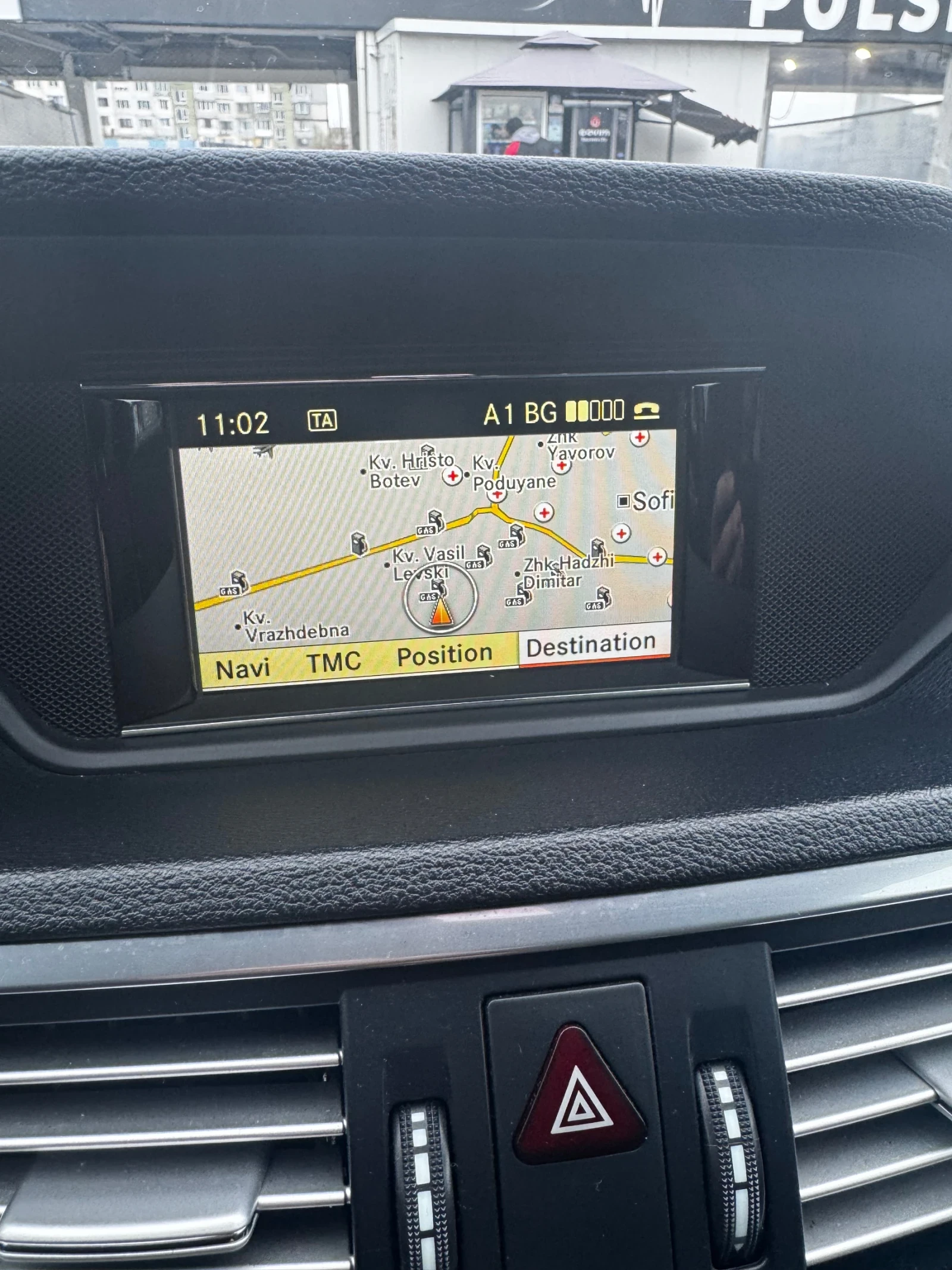 Mercedes-Benz E 350 4Matik, снимка 14 - Автомобили и джипове - 54170778