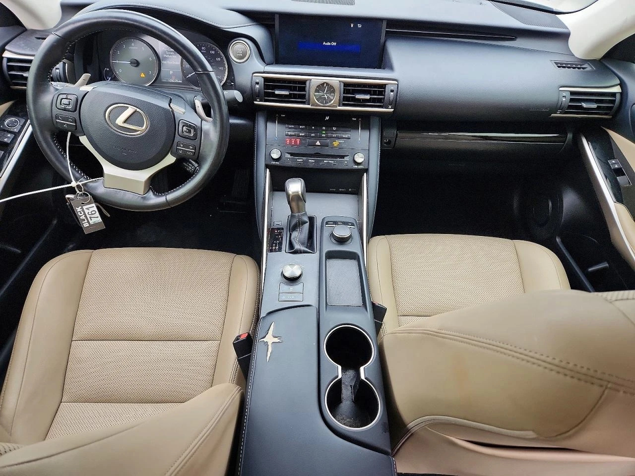 Lexus IS 200 2.0l T, снимка 8 - Автомобили и джипове - 54731022