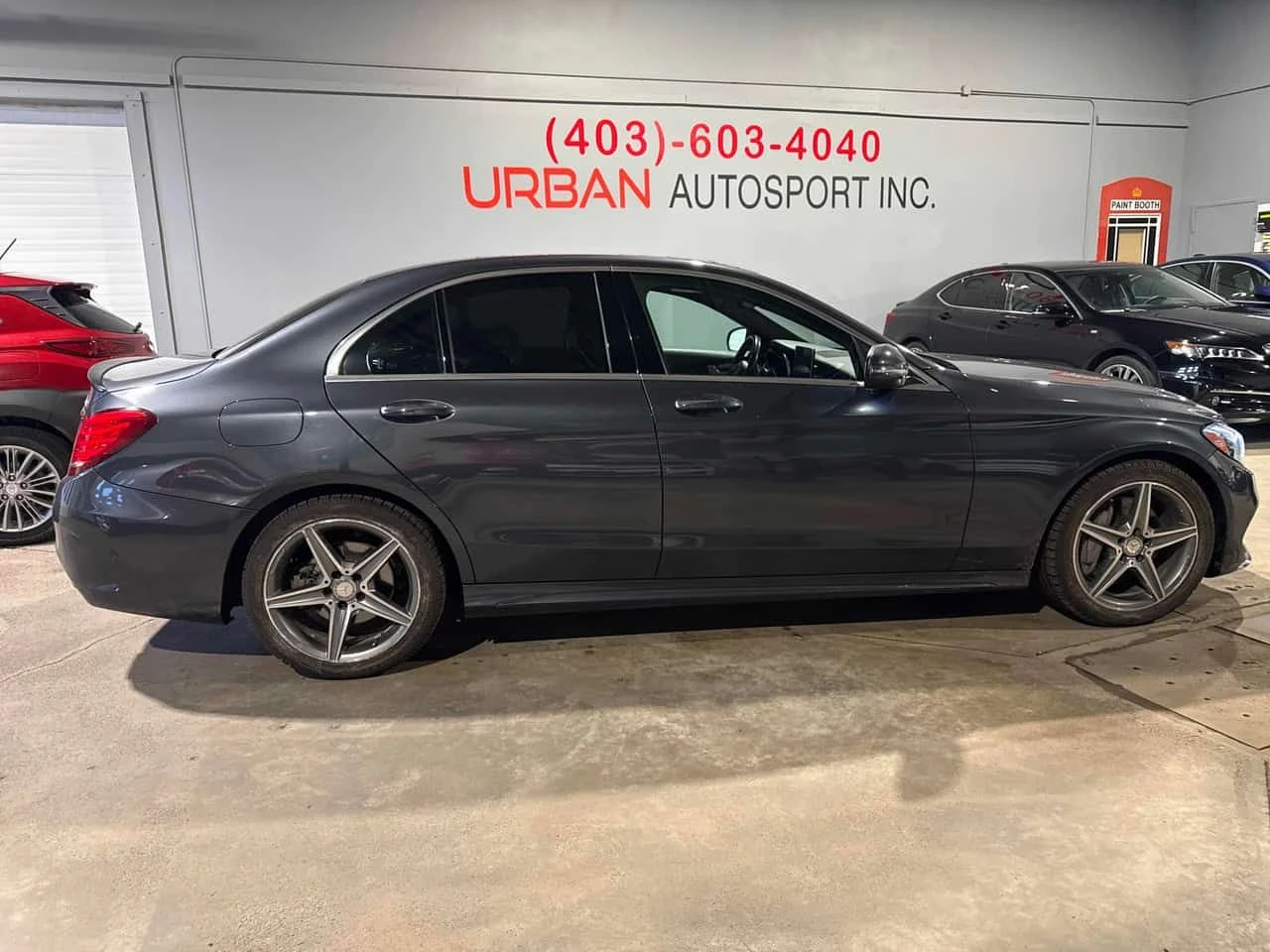 Mercedes-Benz C 300 4MATIC/BURMESTER/KEYLESS/360/ПРЕДСТАВИТЕЛСТВО, снимка 4 - Автомобили и джипове - 55062804