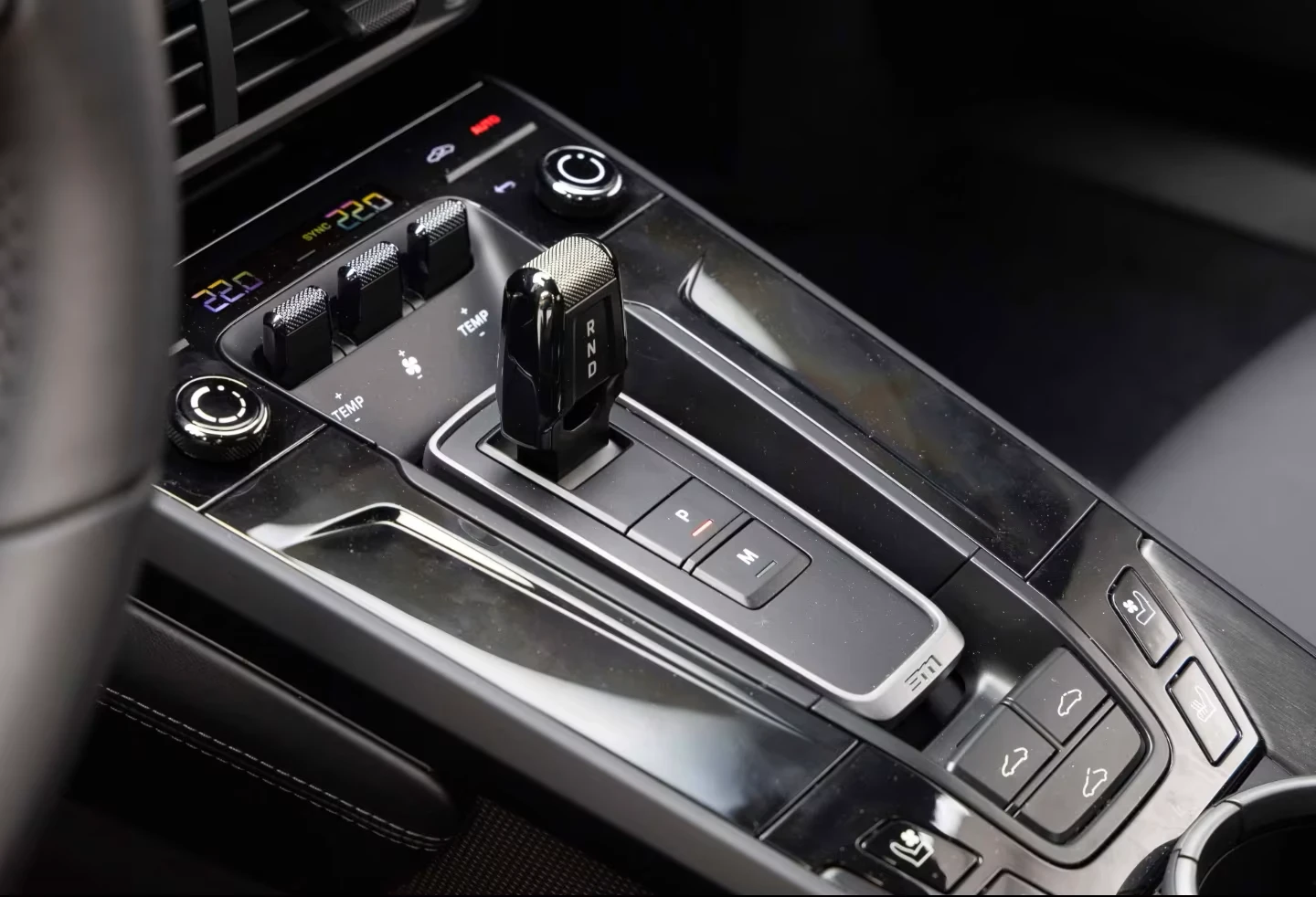 Porsche 911 GTS* DISTR* 360CAM* MEMORY* BOSE* , снимка 15 - Автомобили и джипове - 55098133