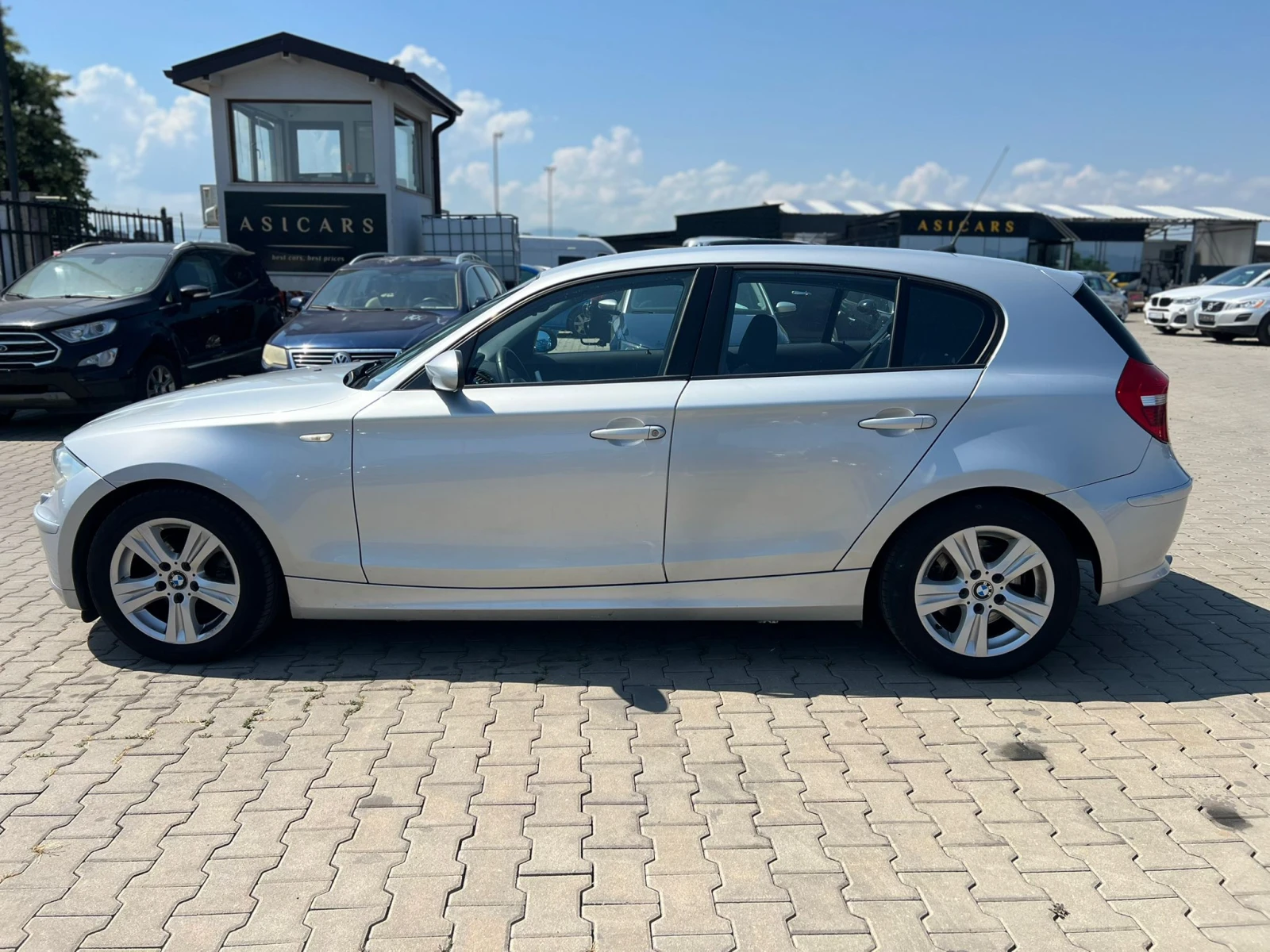BMW 120 / 2.0D / 177HP / EURO 4 /, снимка 2 - Автомобили и джипове - 55098690