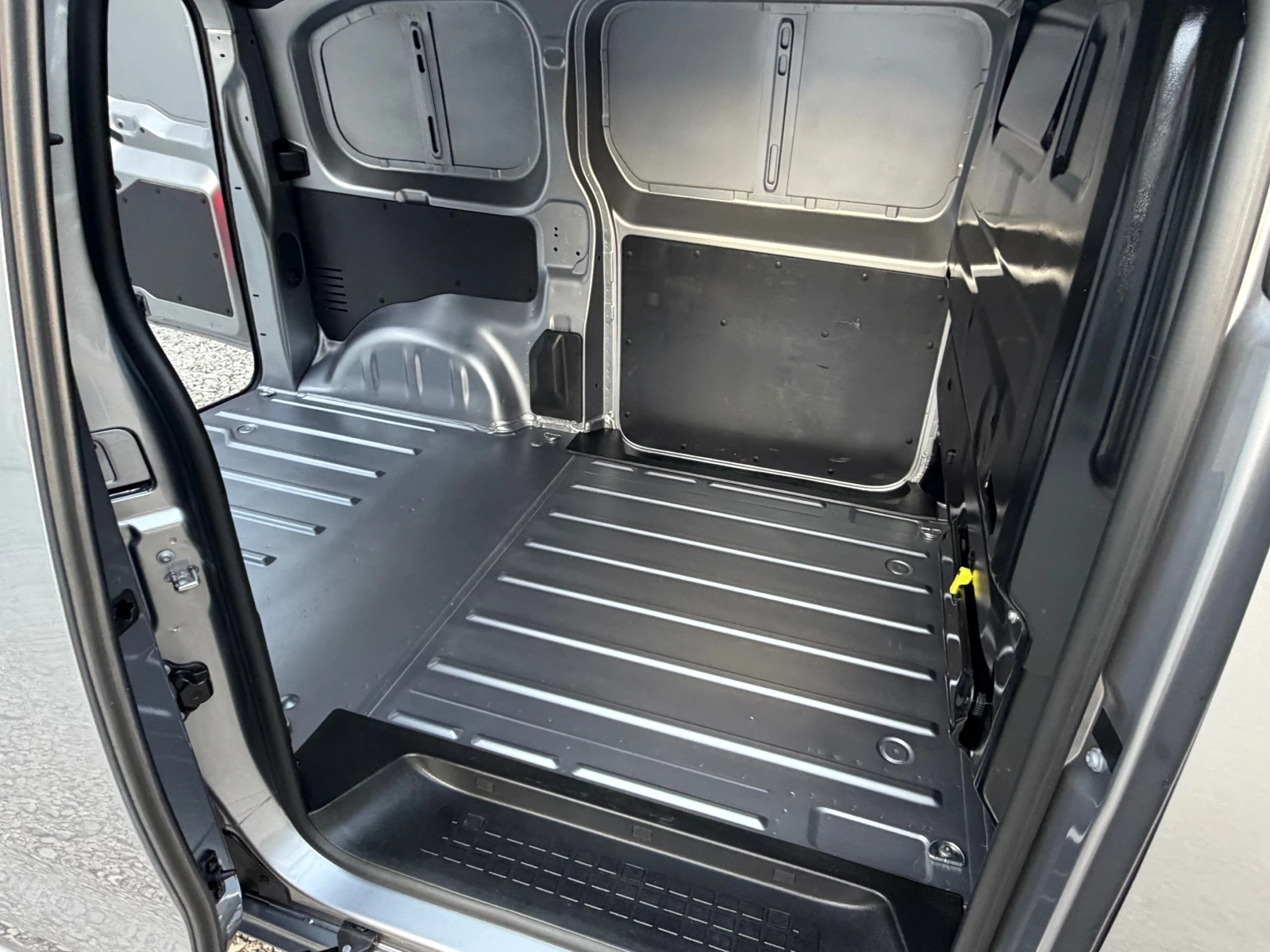 Citroen Jumpy 2.0HDI* FULL* AVTOMAT* LED* 21.05.2021* EVRO6, снимка 8 - Автомобили и джипове - 55453397
