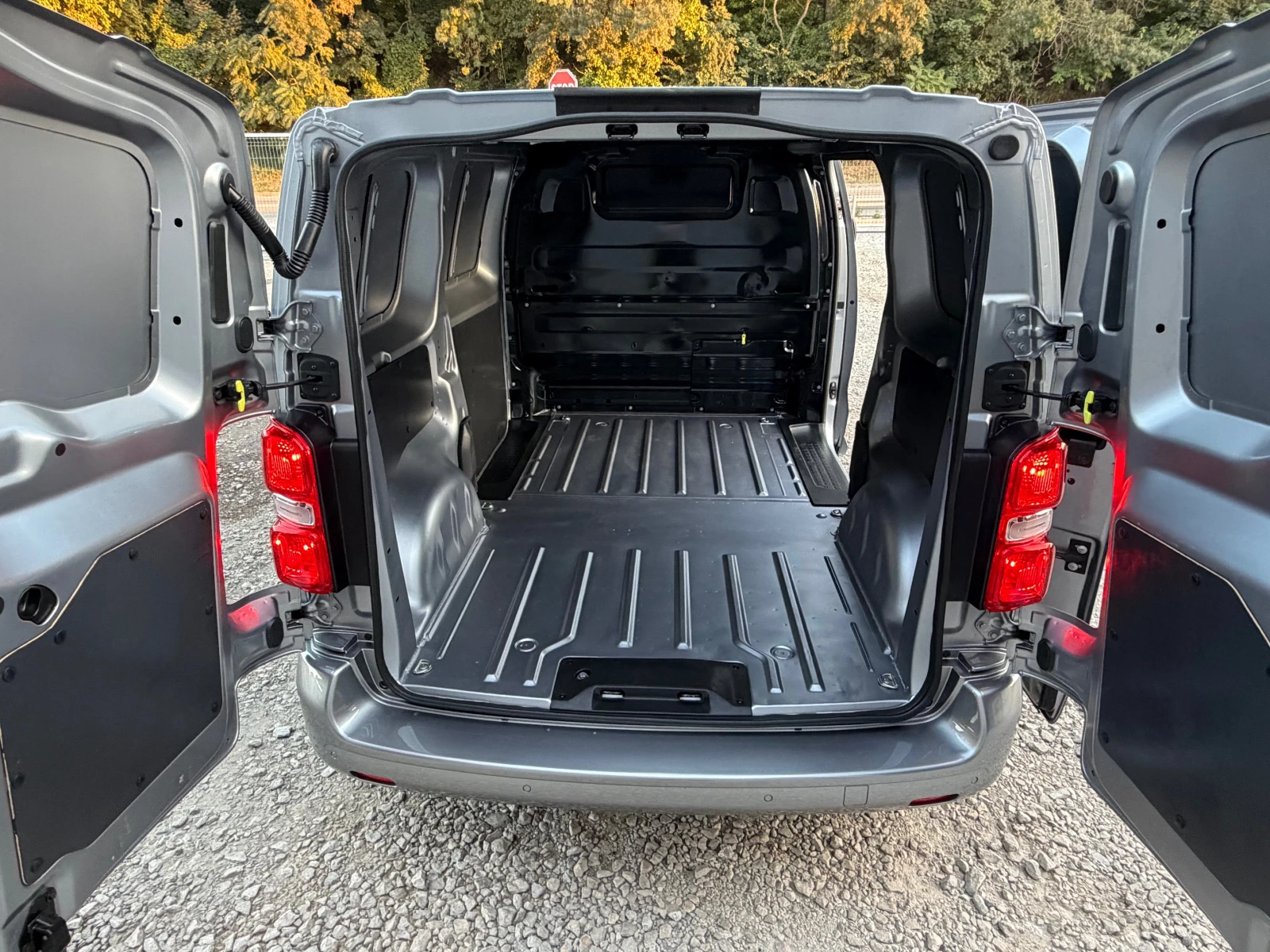 Citroen Jumpy 2.0HDI* FULL* AVTOMAT* LED* 21.05.2021* EVRO6, снимка 10 - Автомобили и джипове - 55453397
