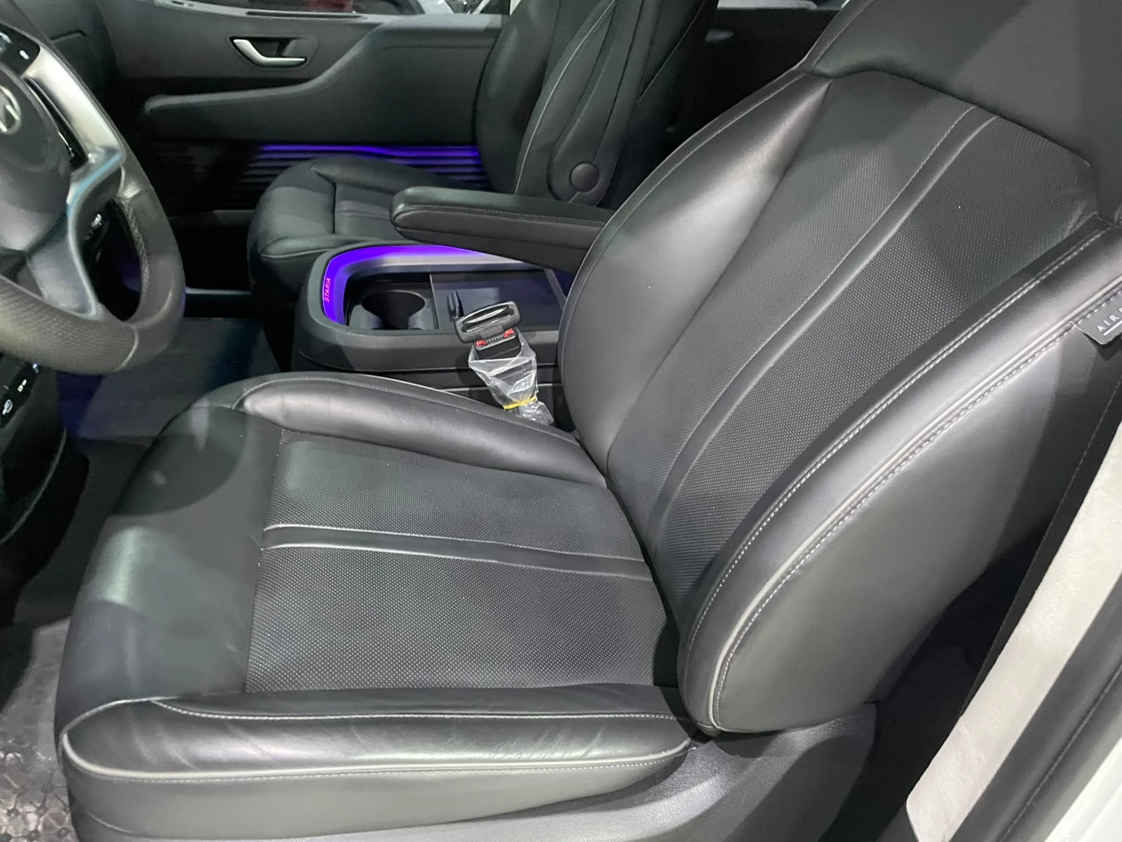 Hyundai Staria 3.5 LPG ! 8+ 1 ! Inspiration !, снимка 7 - Автомобили и джипове - 55924824