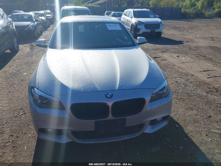BMW 535 3.0l I xDrive, снимка 12 - Автомобили и джипове - 56042470