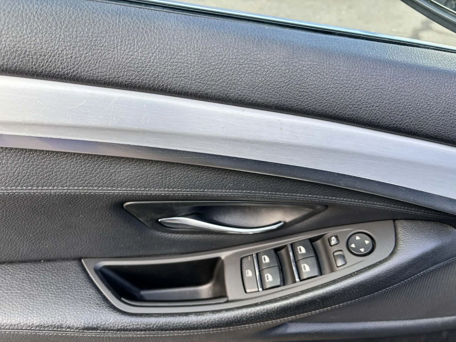 BMW 530, снимка 4 - Автомобили и джипове - 56112965