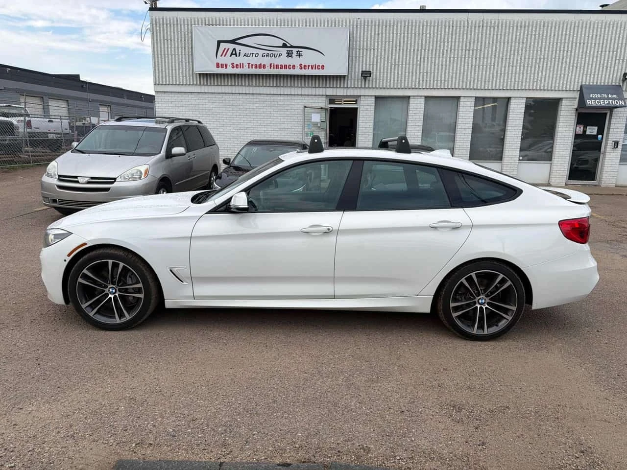 BMW 340 Gran Turismo xDrive * CARFAX * HARMAN * HEAD UP * , снимка 2 - Автомобили и джипове - 56304541