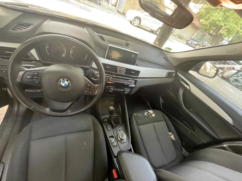 BMW X1, снимка 5 - Автомобили и джипове - 52498589