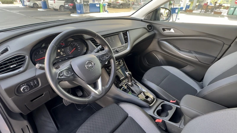 Opel Grandland X 130кс. Autom. 82хил.км.Lane assist Camera, снимка 6 - Автомобили и джипове - 51386859