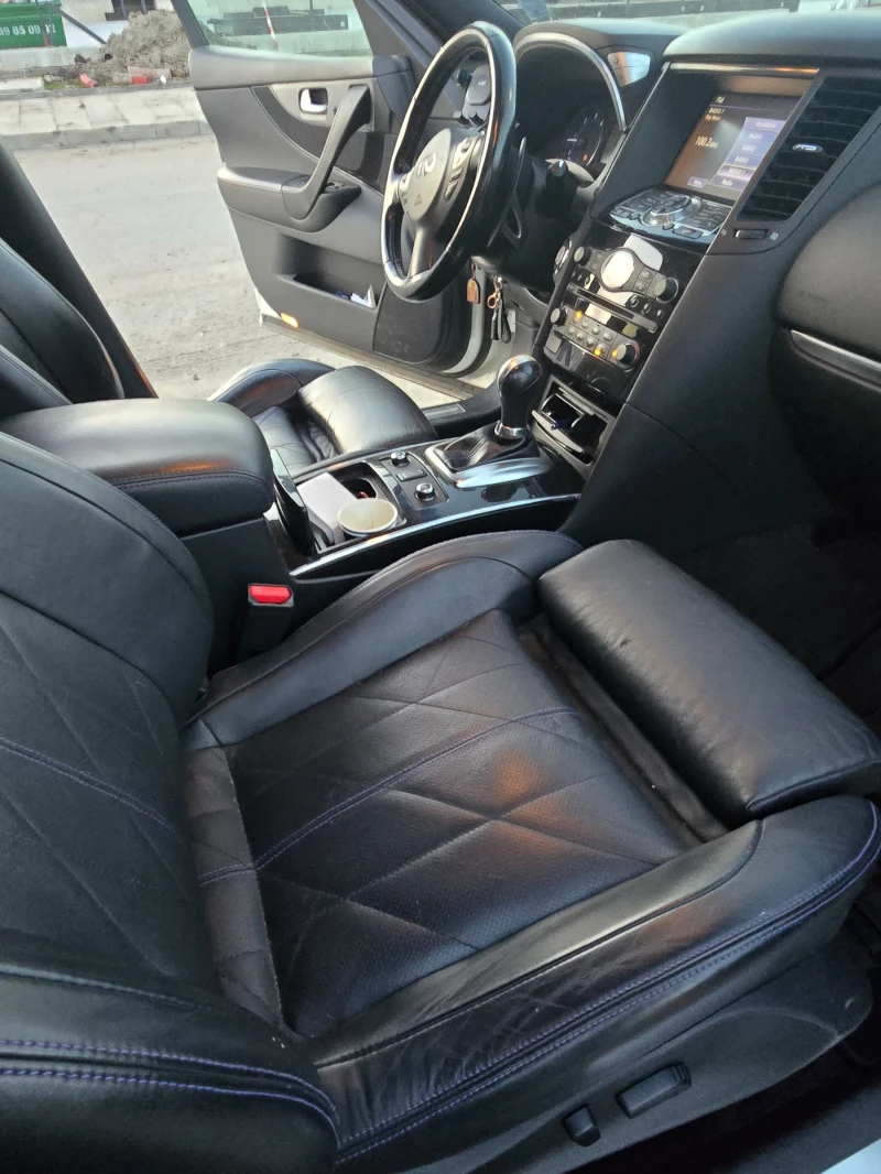 Infiniti QX70 QX70s, снимка 14 - Автомобили и джипове - 52864570