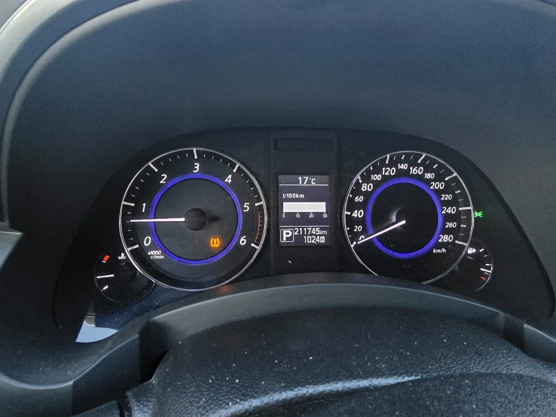 Infiniti QX70 QX70s, снимка 10 - Автомобили и джипове - 52864570