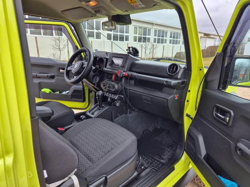 Suzuki Jimny  JB74 Автоматик, снимка 7 - Автомобили и джипове - 53427404