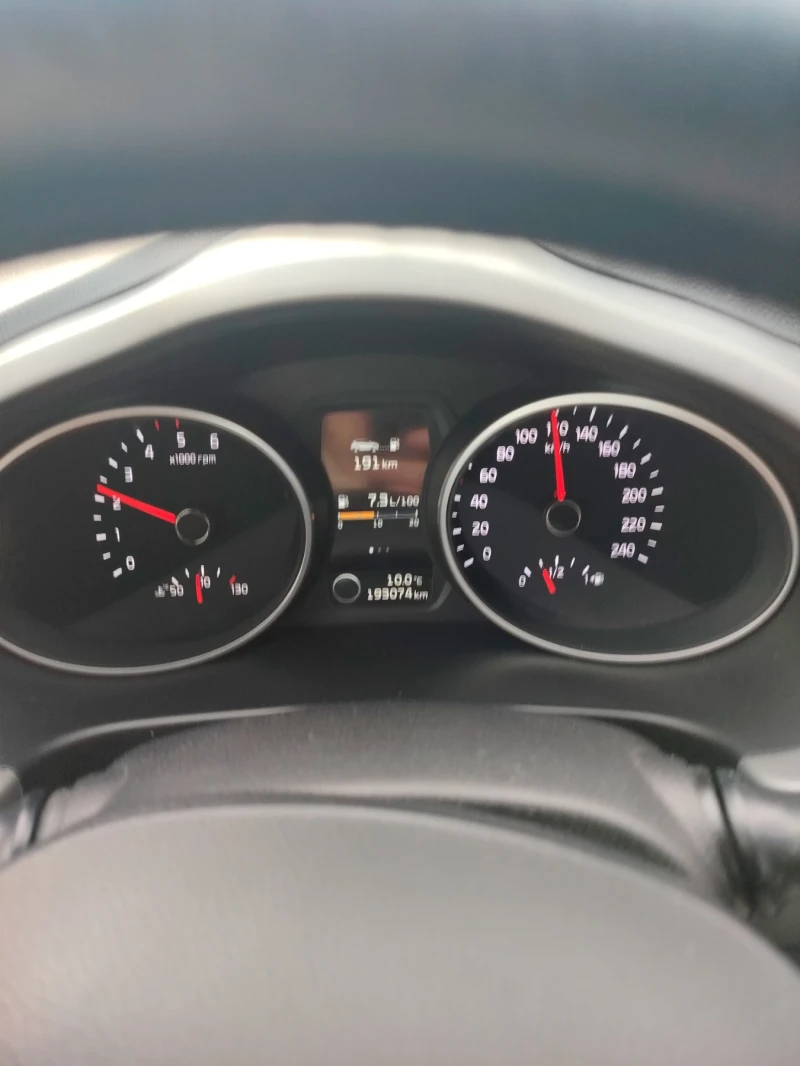 Kia Sportage 1.7 CRDI , снимка 2 - Автомобили и джипове - 53479593