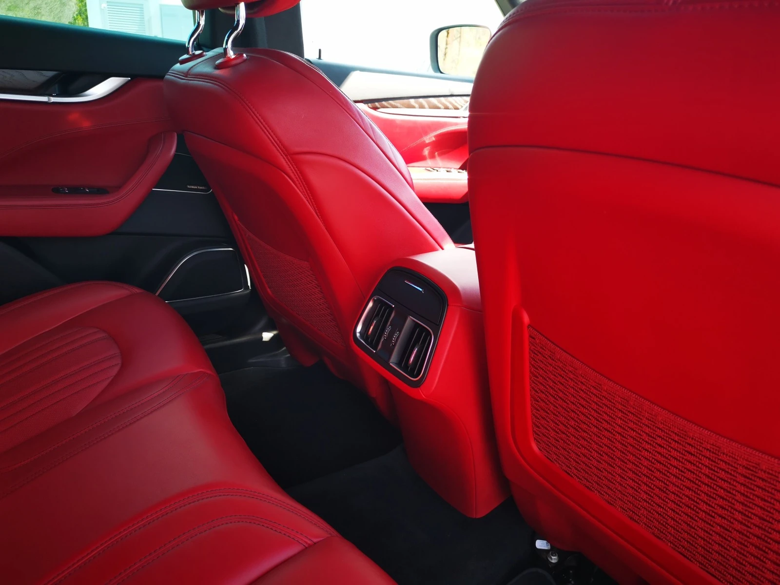 Maserati Levante Q4 | Mobile.bg   13