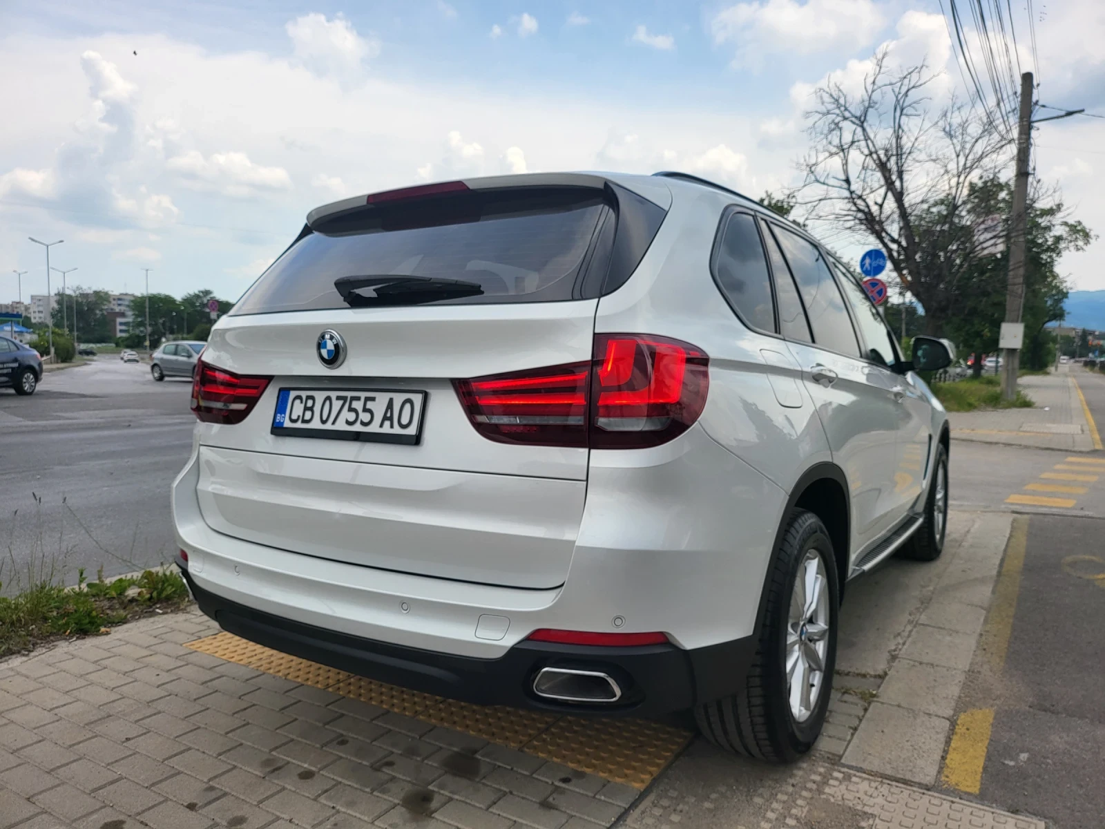 BMW X5 3.0X-DRIVE/LINE-ASSST/KEYLESS-ENTRY/СЕРВ.ИСТОРИЯ ! - изображение 4