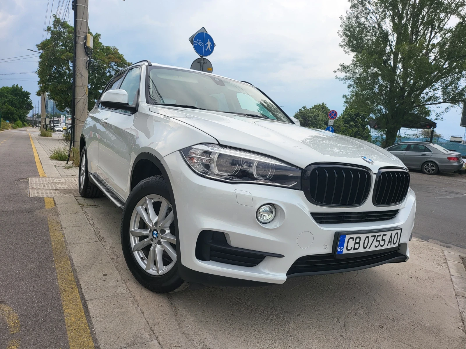 BMW X5 3.0X-DRIVE/LINE-ASSST/KEYLESS-ENTRY/СЕРВ.ИСТОРИЯ ! - изображение 3