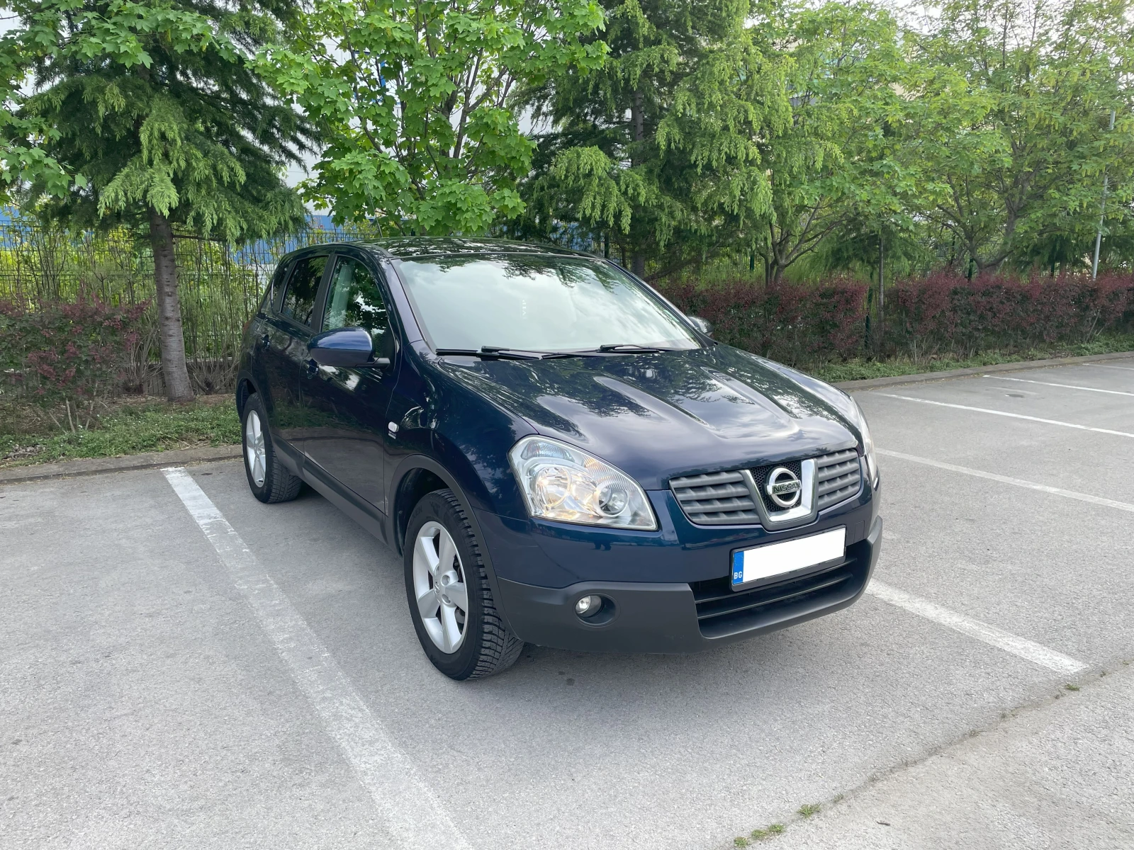 Nissan Qashqai 2.0i - изображение 3
