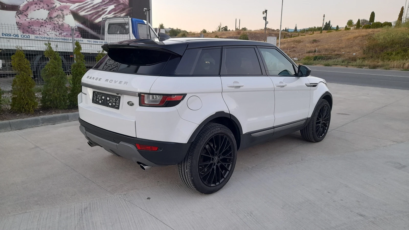 Land Rover Range Rover Evoque 2.0 D - FACE SWISS  - изображение 3