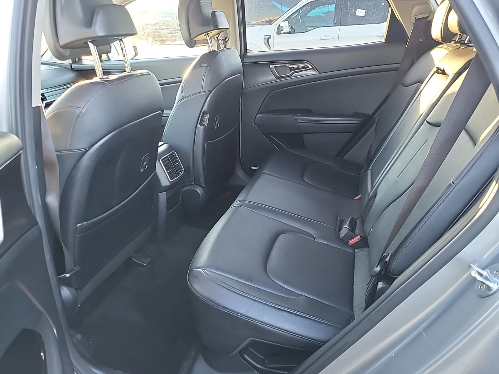 Kia Sportage * 4D UTILITY AWD | EX HYBRID * CARFAX * БЕЗ ПЪРВОН - изображение 7