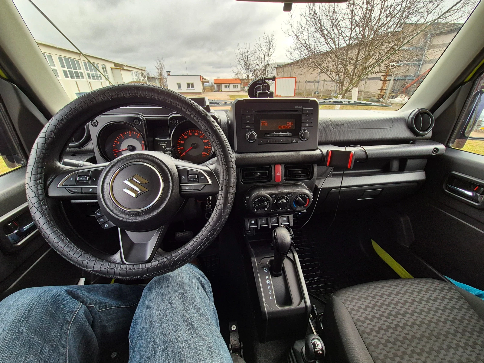 Suzuki Jimny  JB74 Автоматик - изображение 10