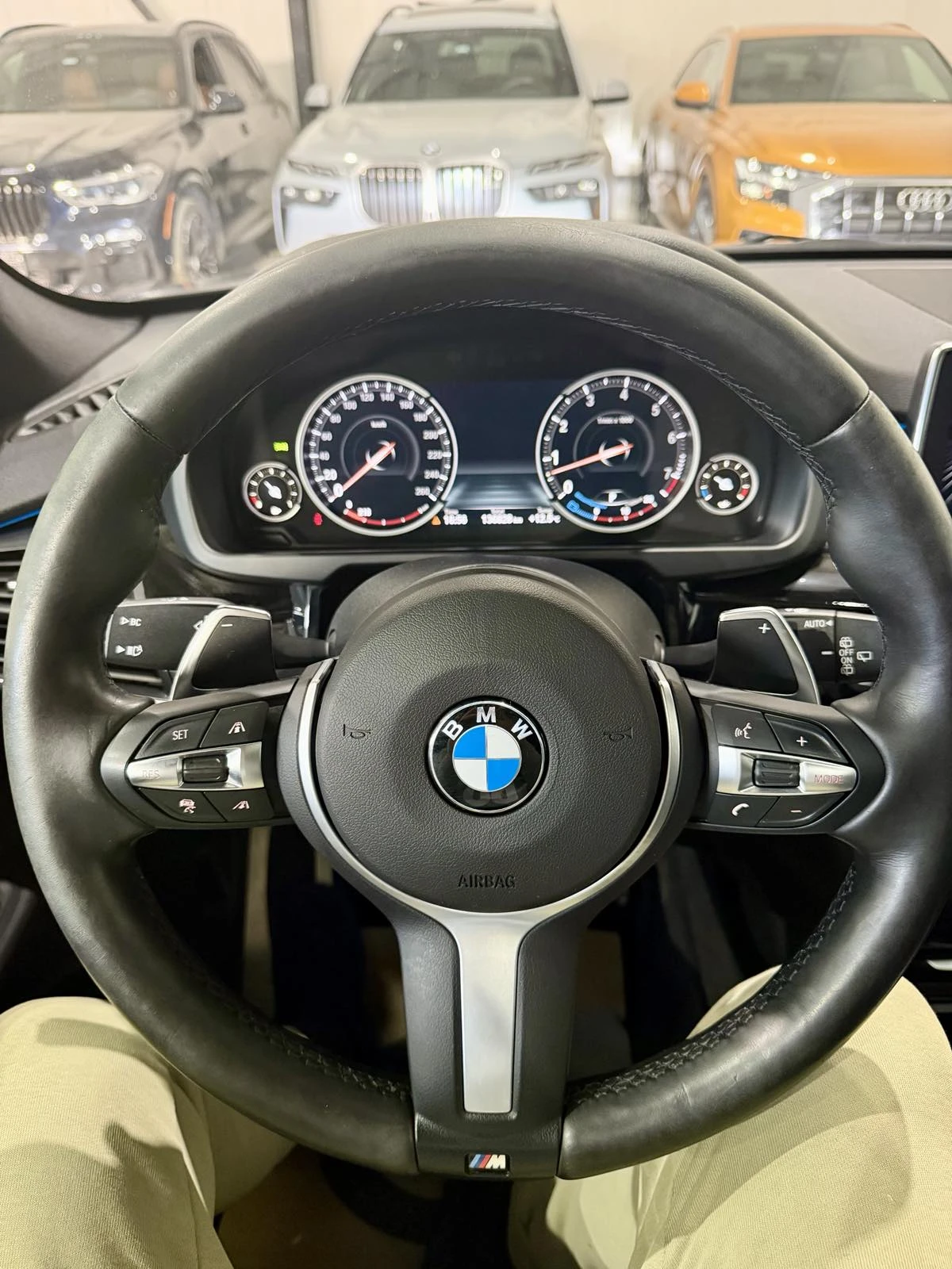 BMW X5 35i xDrive M Package Shadow Line, снимка 14 - Автомобили и джипове - 53816205