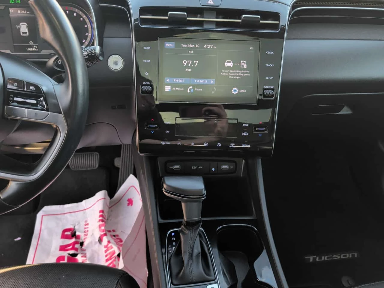 Hyundai Tucson * Preferred * CARFAX * KEYLESS * PANO , снимка 9 - Автомобили и джипове - 53953830