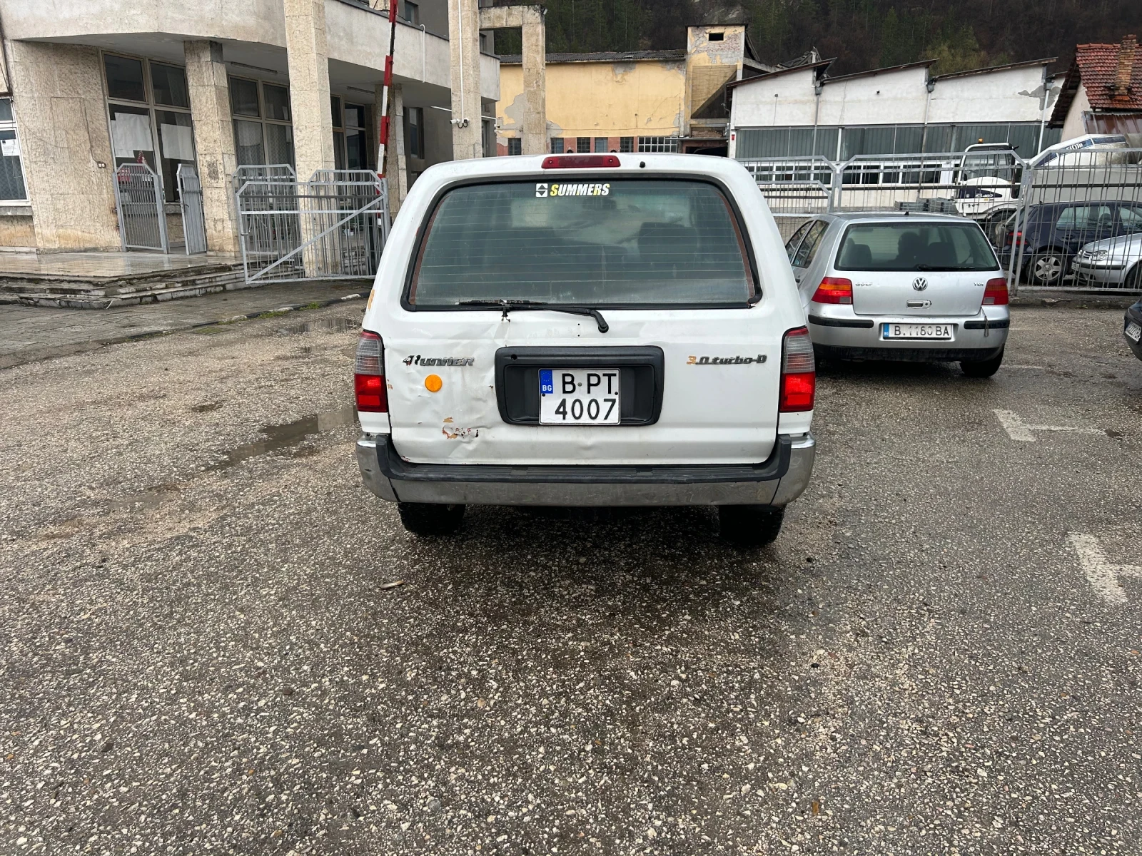 Toyota 4runner, снимка 4 - Автомобили и джипове - 54106606