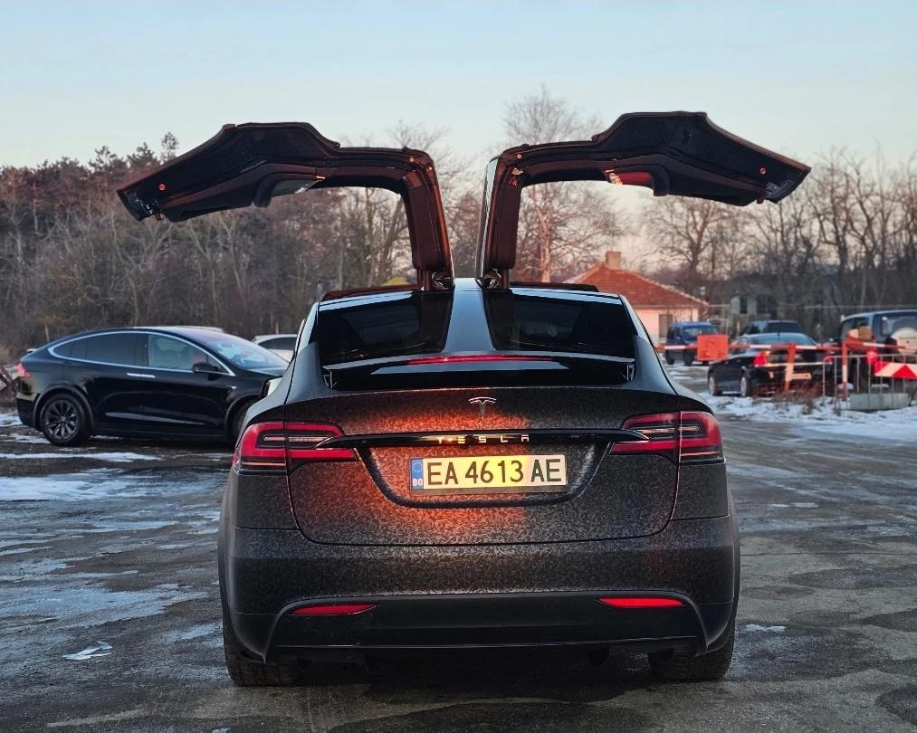 Tesla Model X X90D Long Range 7 места, снимка 5 - Автомобили и джипове - 54131754