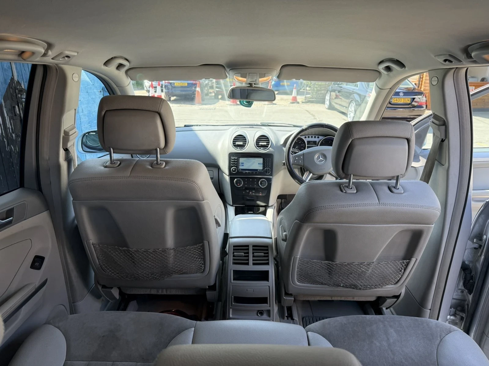 Mercedes-Benz ML 320, снимка 9 - Автомобили и джипове - 54512295
