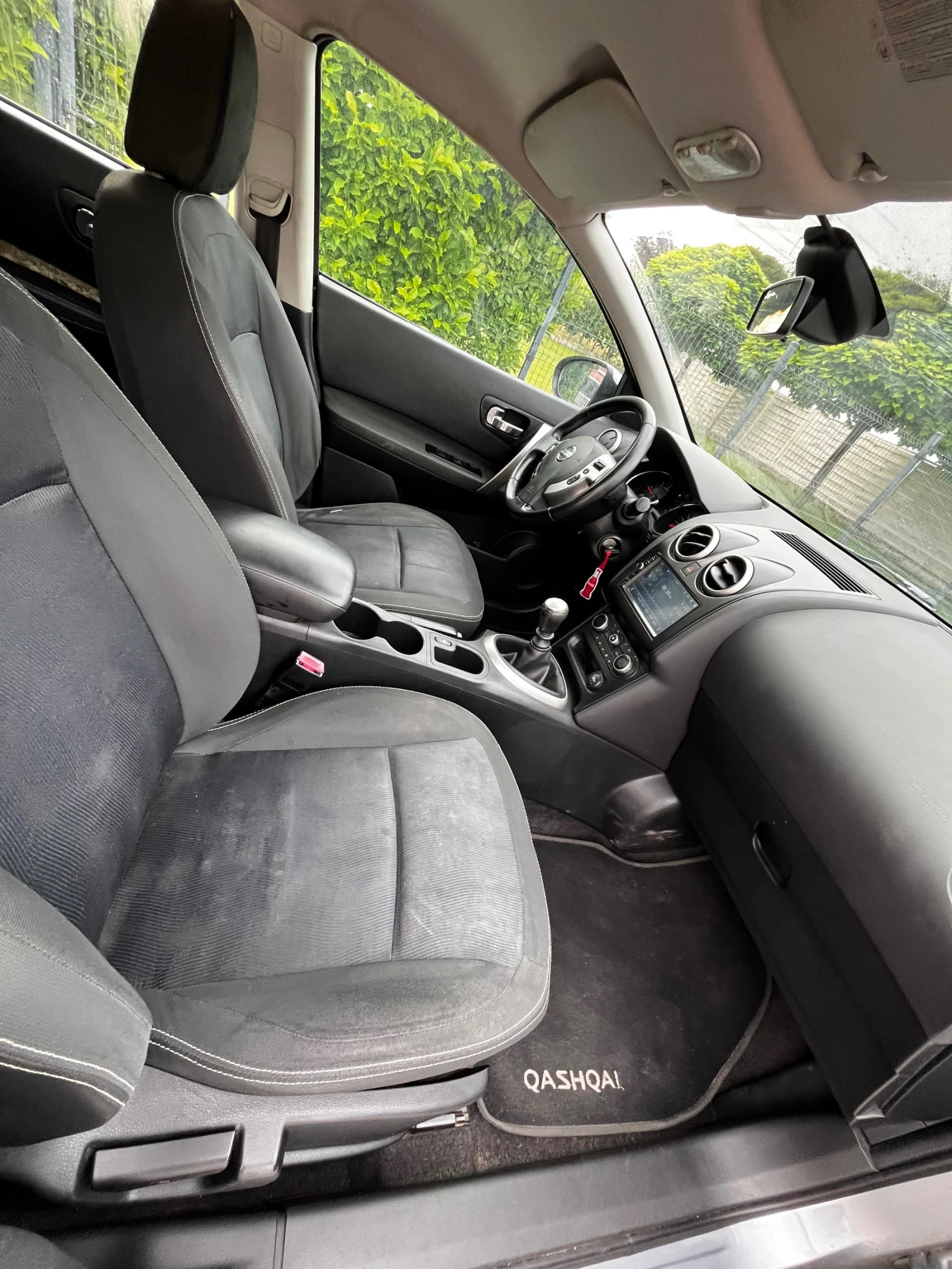 Nissan Qashqai 1.5dci, снимка 5 - Автомобили и джипове - 54923722