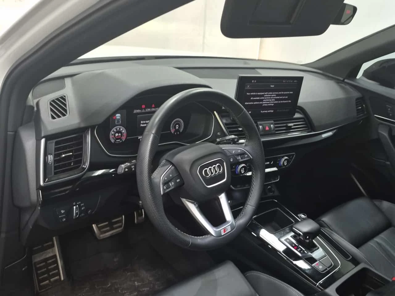 Audi Q5 * PROGRESSIV * CARFAX * БЕЗ ПЪРВОНАЧАЛНА ВНОСКА, снимка 10 - Автомобили и джипове - 55143179