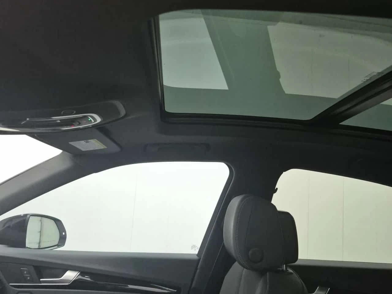 Audi Q5 * PROGRESSIV * CARFAX * БЕЗ ПЪРВОНАЧАЛНА ВНОСКА, снимка 13 - Автомобили и джипове - 55143179