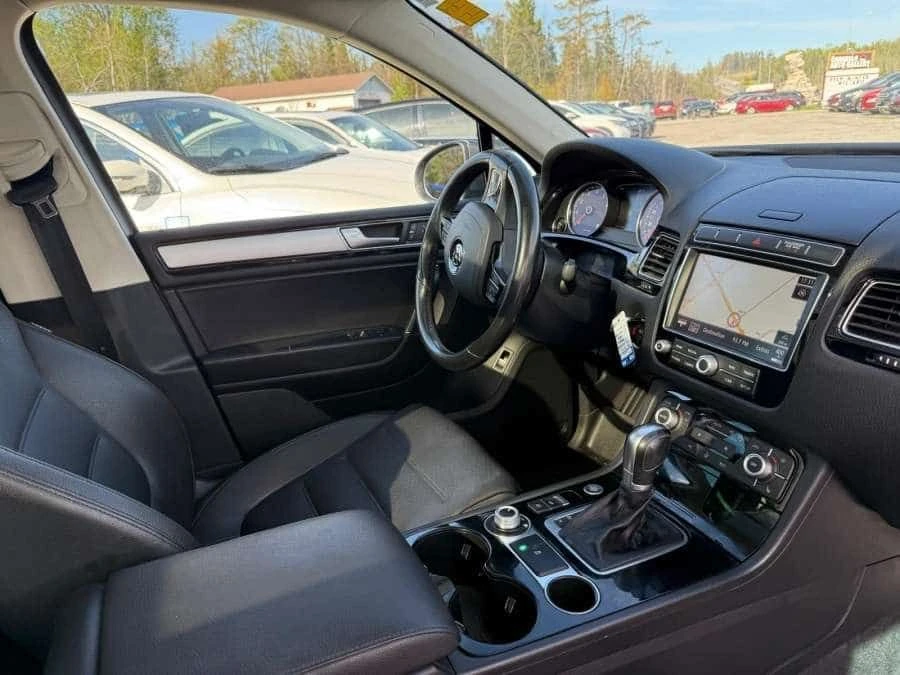 VW Touareg * SPORTLINE V6 | AWD | FULLY LOADED * CARFAX * ��� | Mobile.bg � ����������� 10