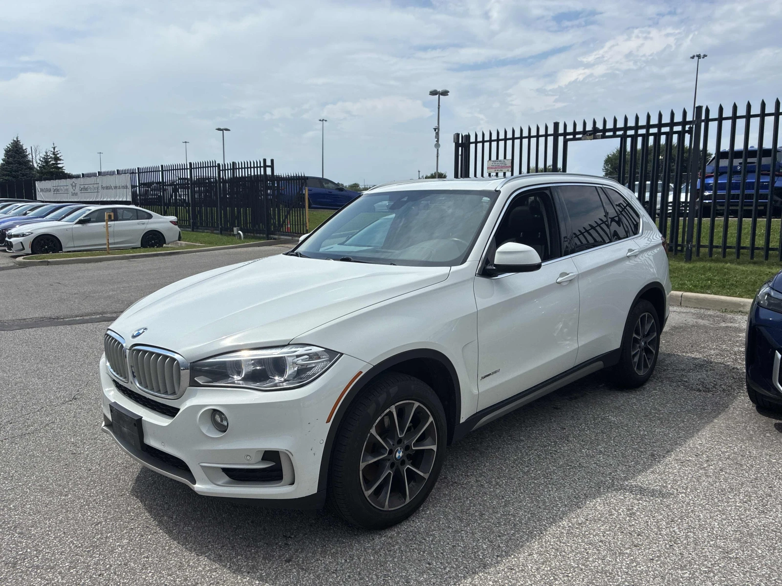 BMW X5 xDrive35i, ПАНО, ПОДГРЕВ, КЛИП НА МОТОРА