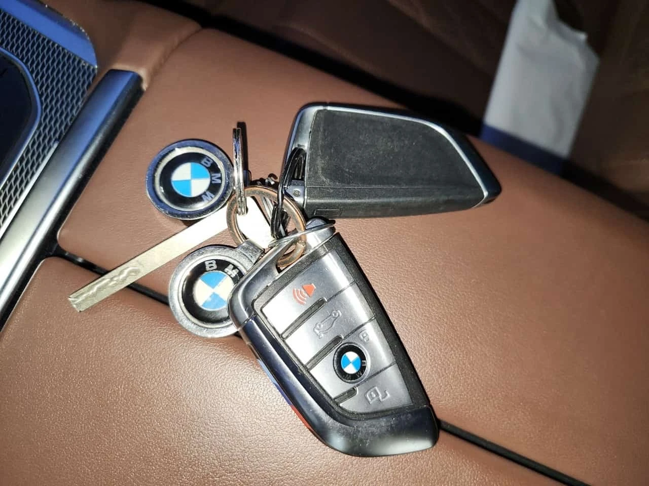 BMW X6 � �����/Coupe M50i/CARFAX/���������/�������/���� | Mobile.bg � ����������� 8