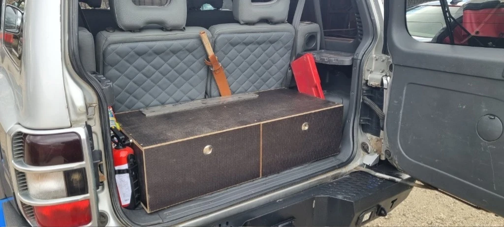 Mitsubishi Pajero, снимка 13 - Автомобили и джипове - 56409254