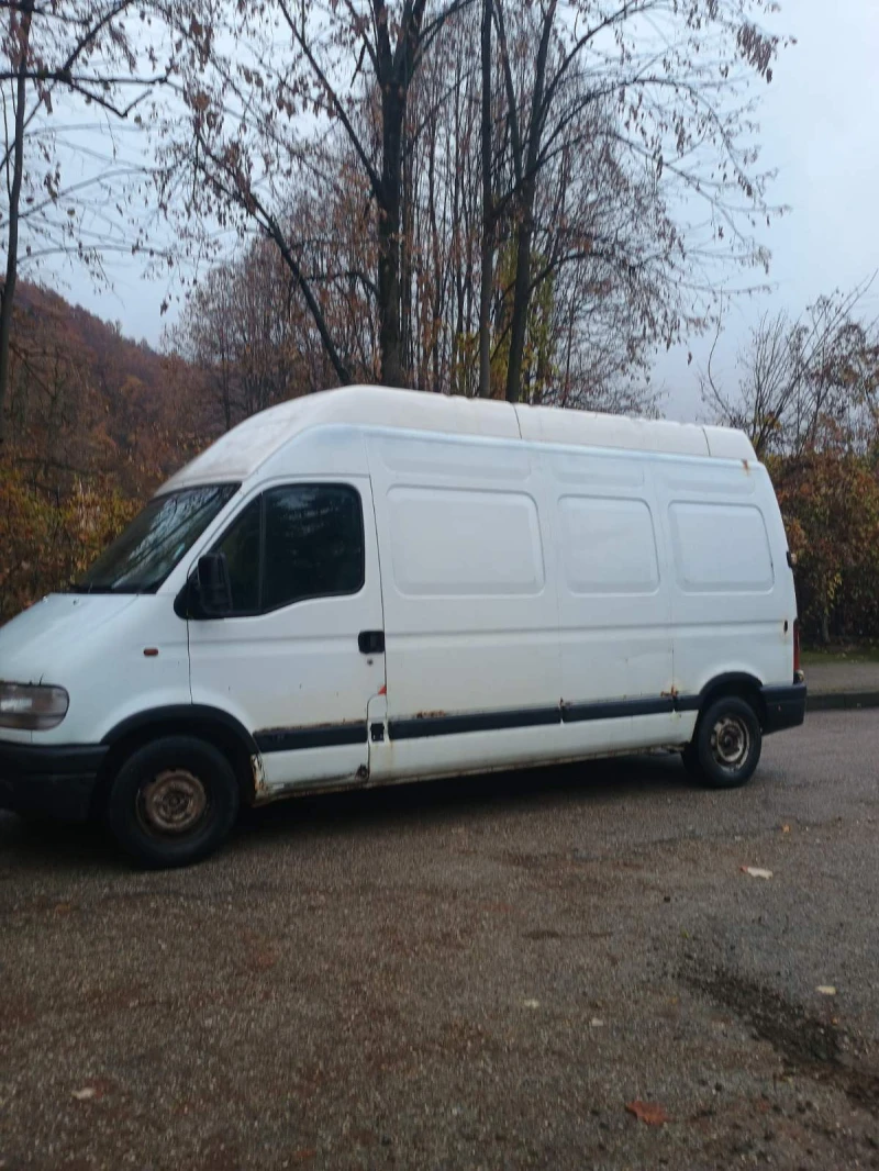 Renault Master 2.8dti, снимка 2 - Бусове и автобуси - 47993843