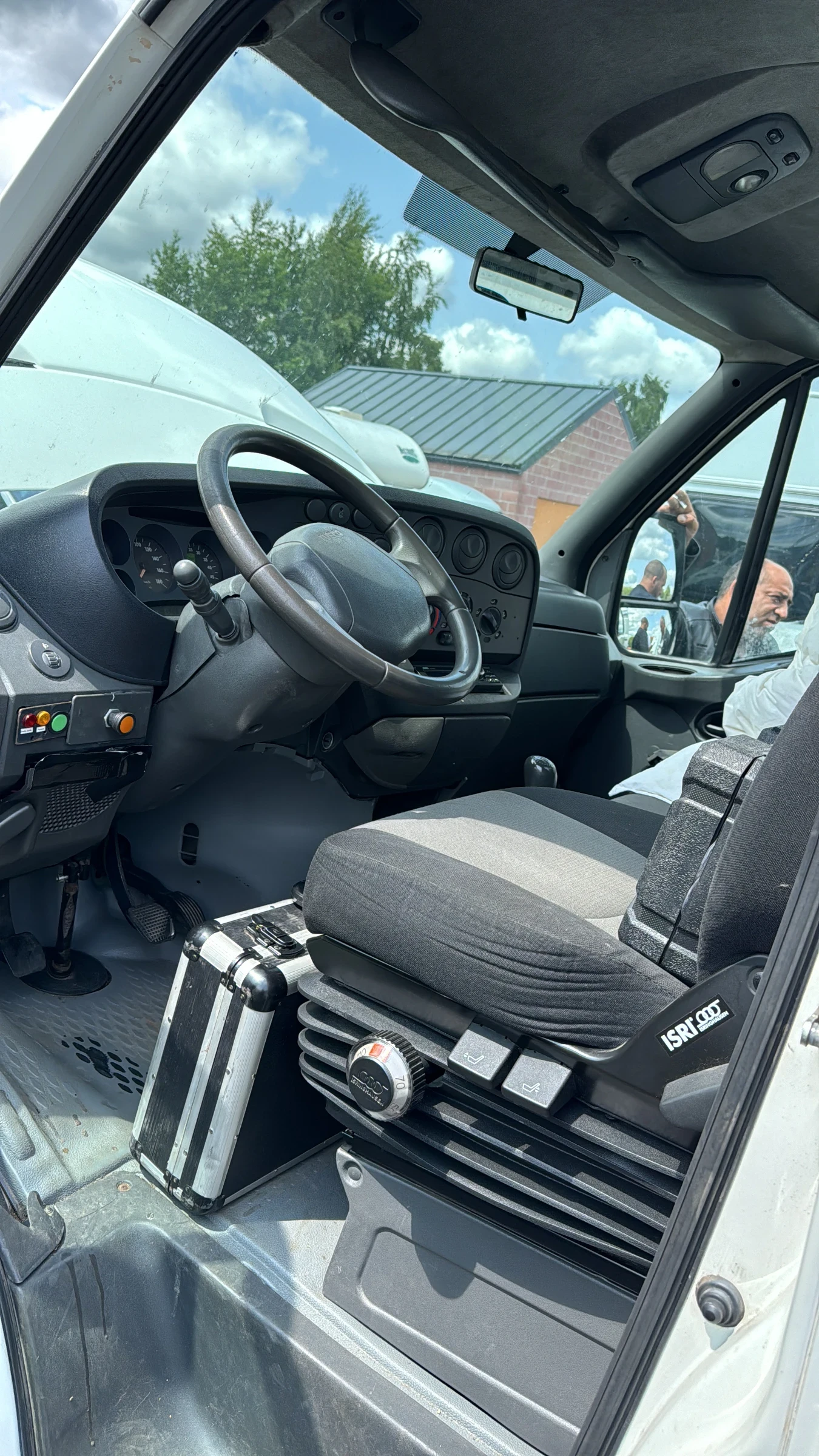 Iveco 35s12  - изображение 6