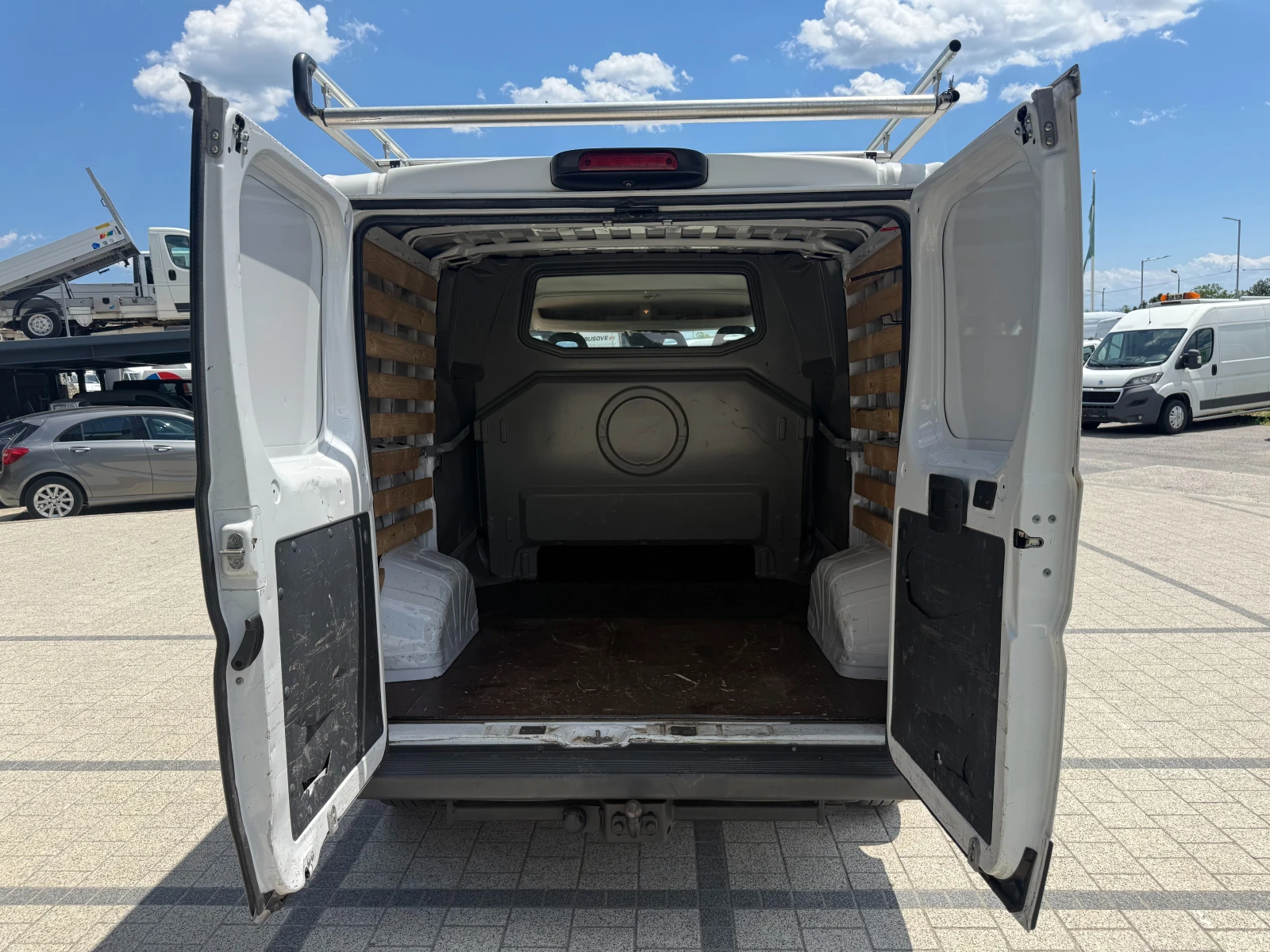 Fiat Ducato 2.3Multijet Товаропътнически 6-местен Климатик , снимка 17 - Бусове и автобуси - 54913687